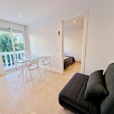 Stella Maris Village-1Bed Фуeнхирола Екстериор снимка