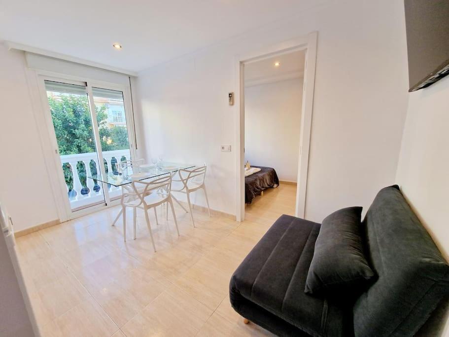Stella Maris Village-1Bed Фуeнхирола Екстериор снимка