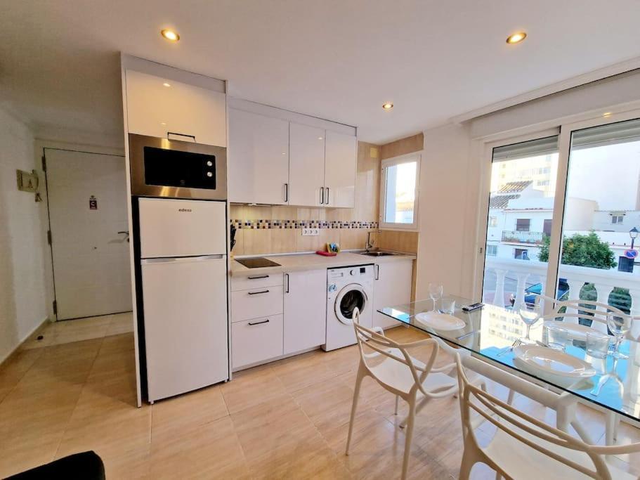 Stella Maris Village-1Bed Фуeнхирола Екстериор снимка