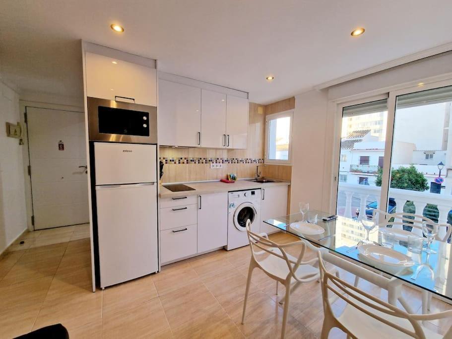 Stella Maris Village-1Bed Фуeнхирола Екстериор снимка